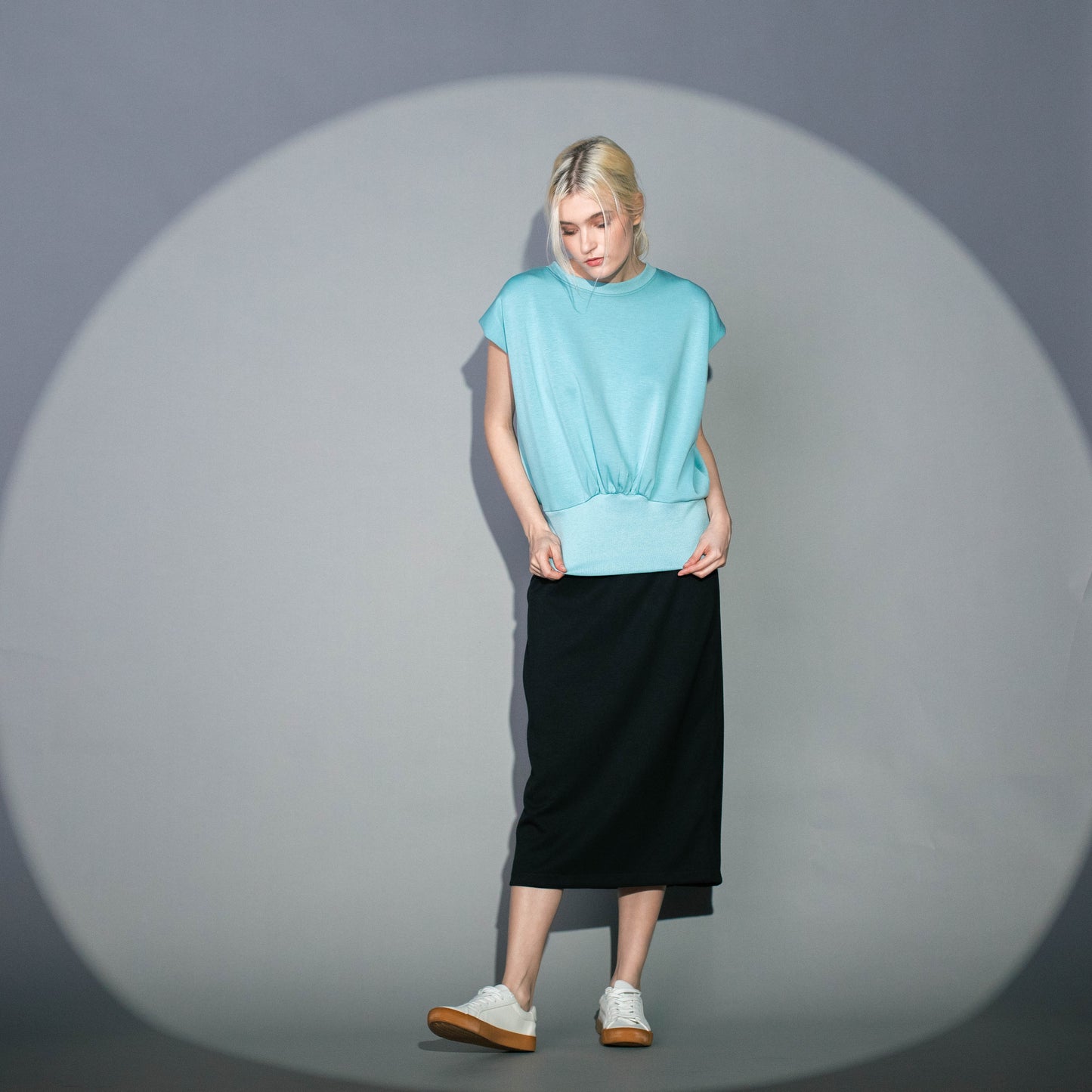 Mist Gathered Hem Top