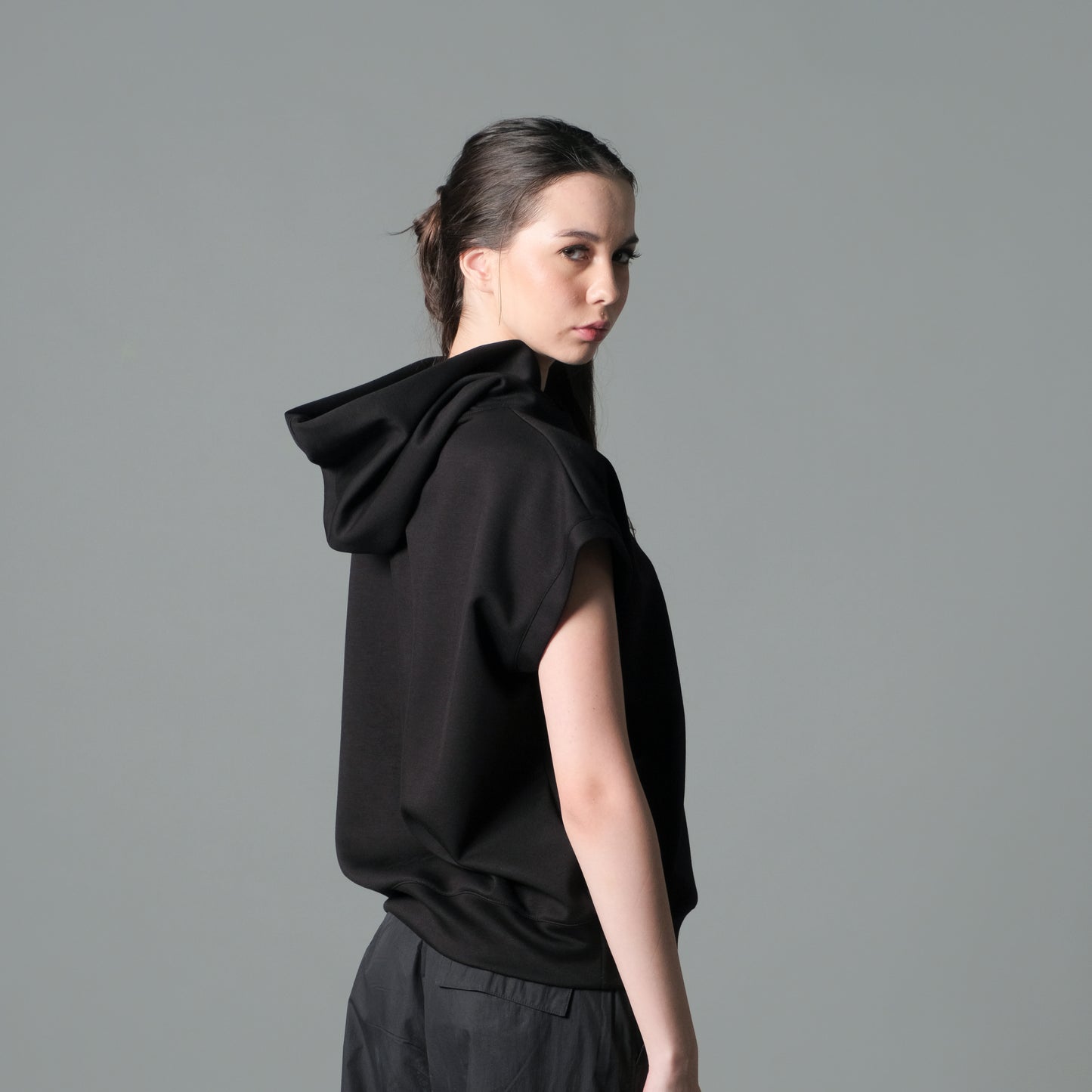 black sweater short sleeves top with hood back side detail