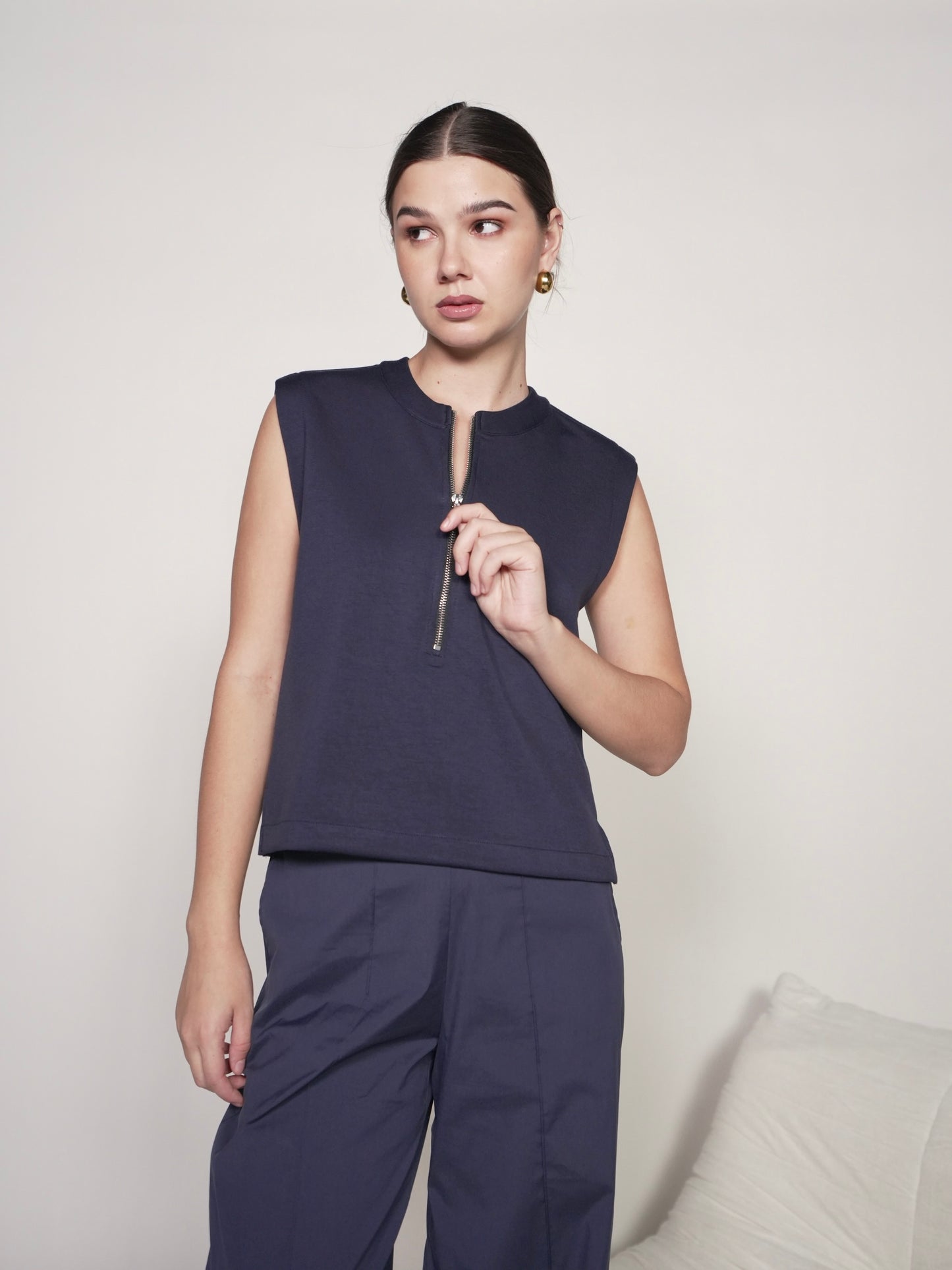 Comet Sleeveless Zip Top