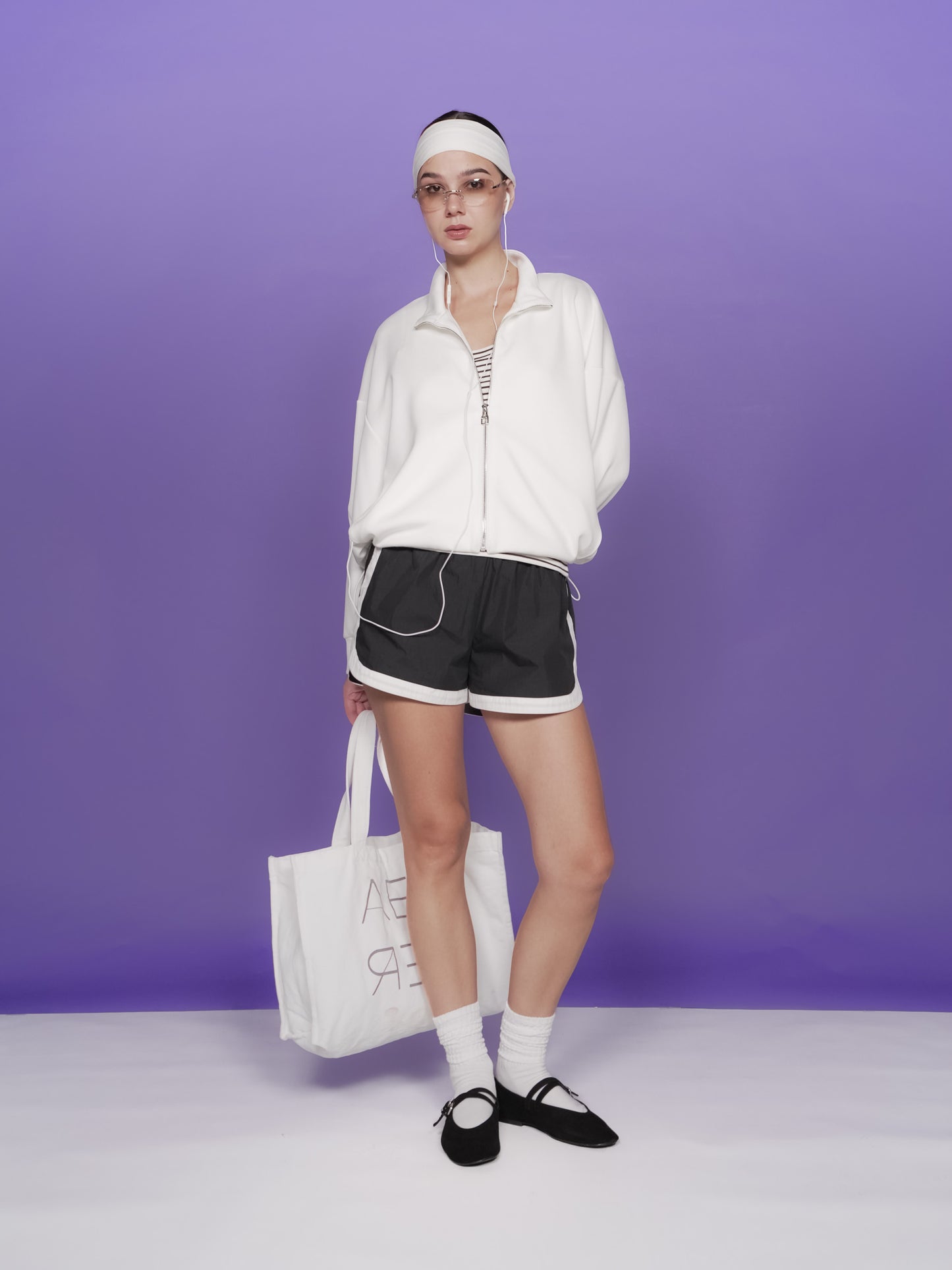 Praline Contrast-Piping Shorts
