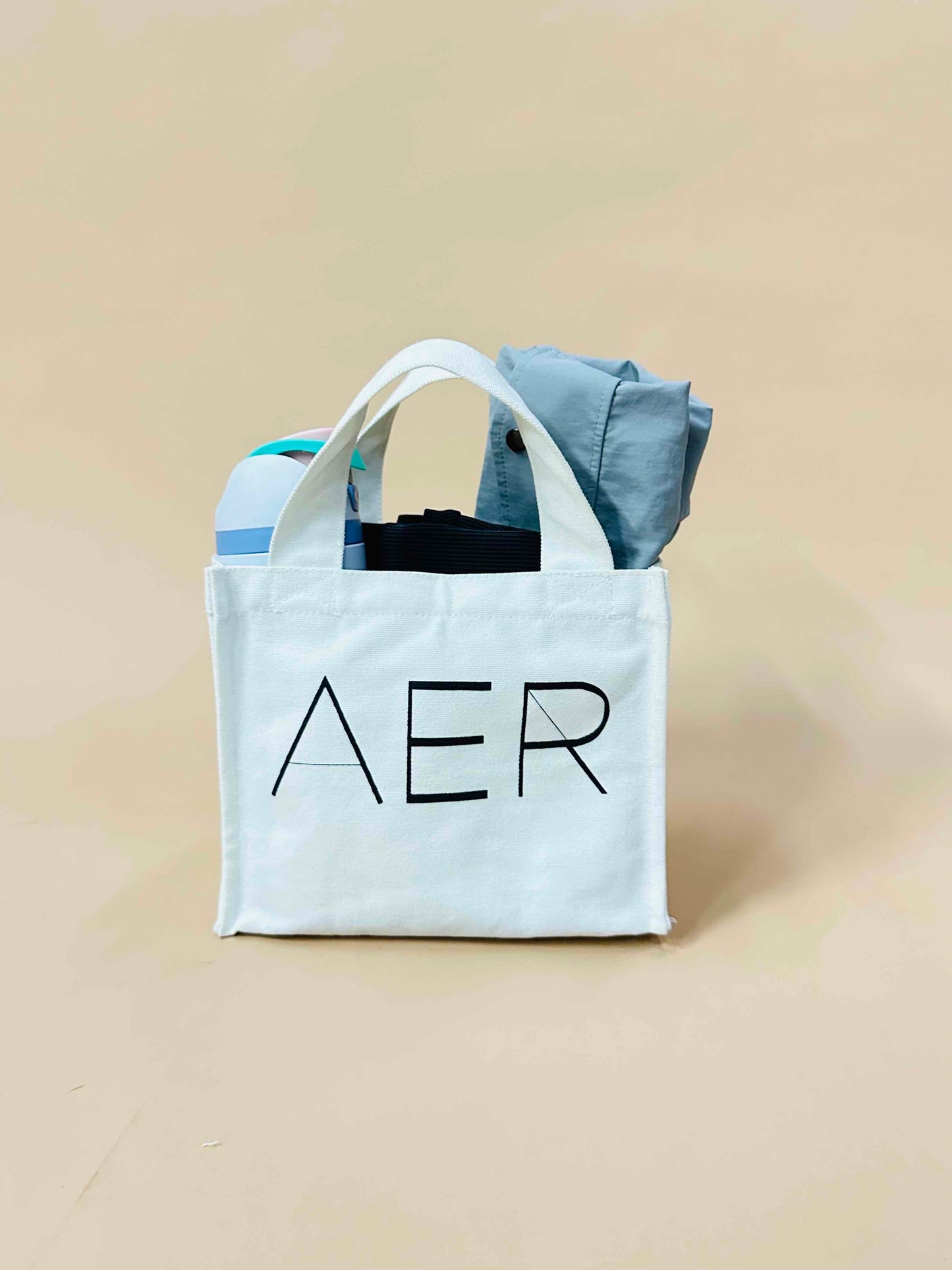 AER Tote bag